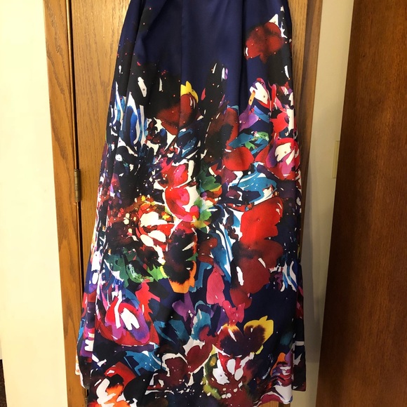 Prom Dress - Picture 3 of 7